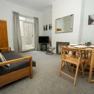  Apartment Norton By Holiday Lets